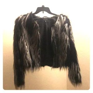 rue21 cropped faux fur jacket size S/M